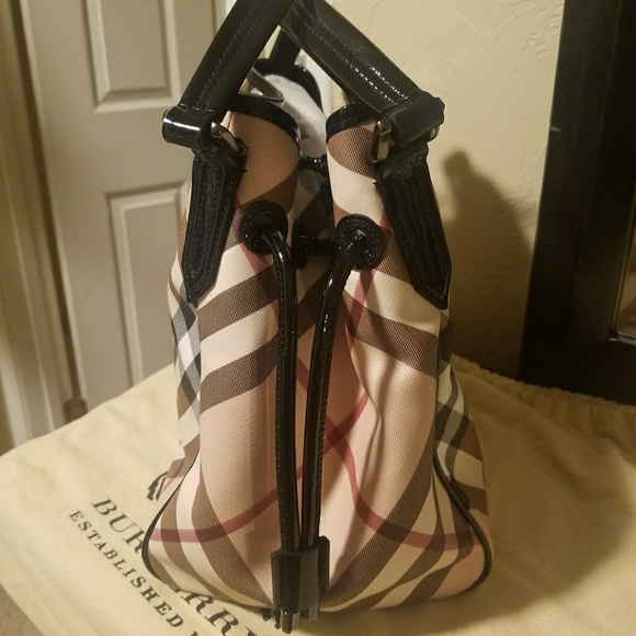 Burberry #11202 Nova Check Pattern Hobo Tote - Picture 5 of 6